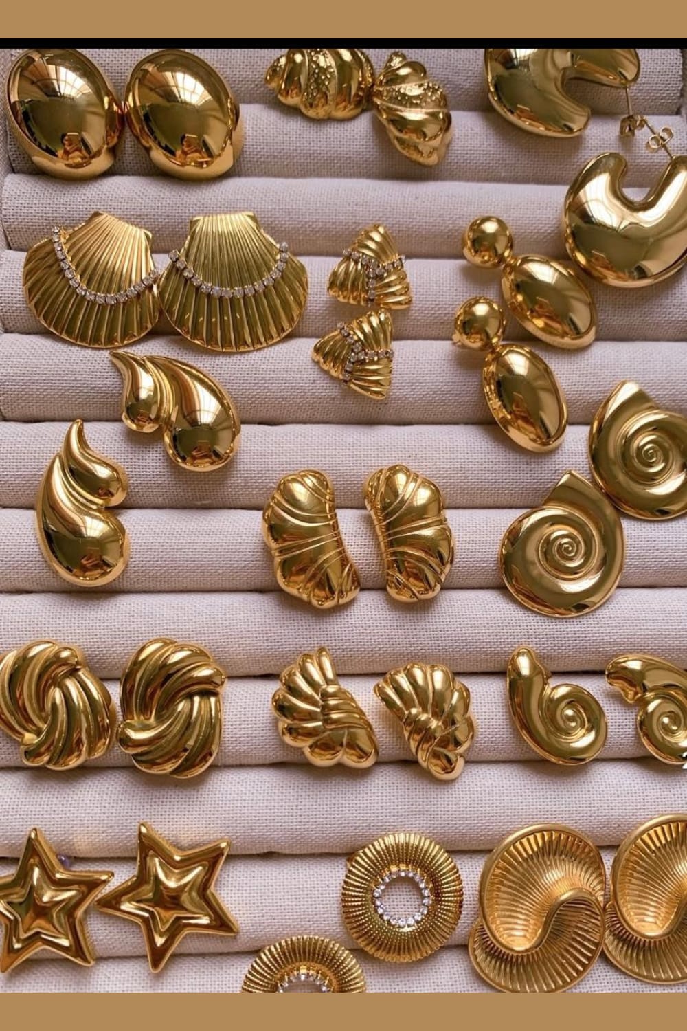 Luxury Gold Statement Earrings – Modern Sculpted Designer Collection